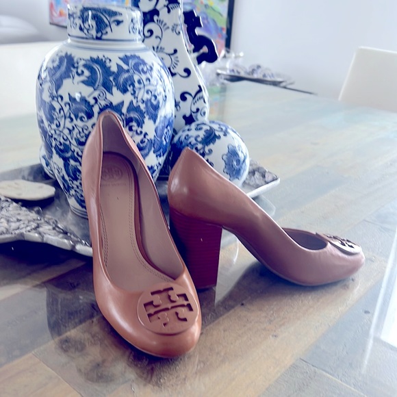 Tory Burch Shoes - Like new Tory Burch